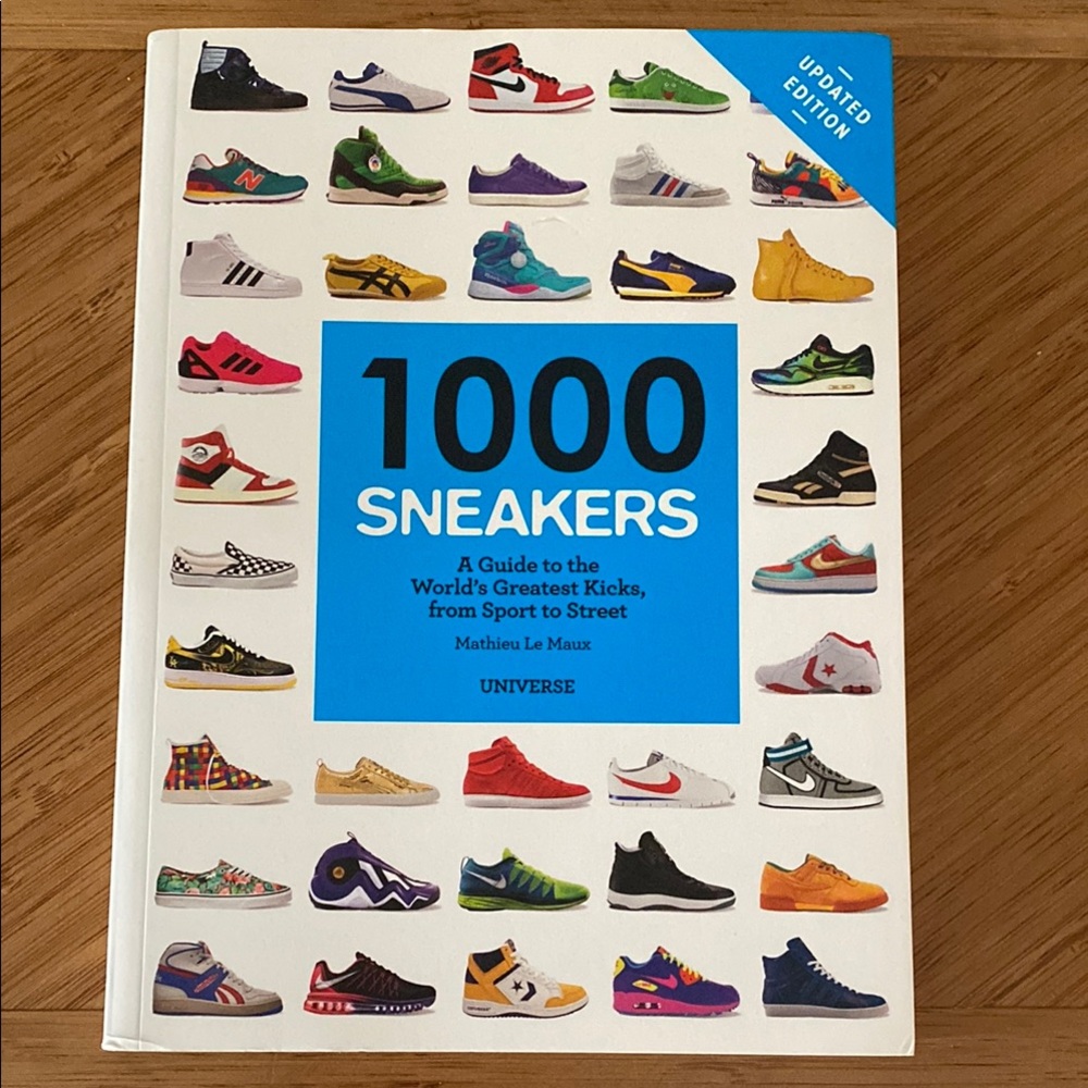 1000 Sneakers Book